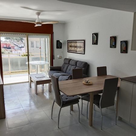 Cozzy Flat In A Quiet And Nice Area / Acogedor Apartamento En Zona Tranquila Y Agradable Камбрильс Экстерьер фото