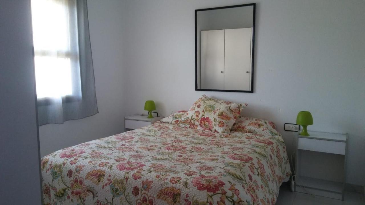 Cozzy Flat In A Quiet And Nice Area / Acogedor Apartamento En Zona Tranquila Y Agradable Камбрильс Экстерьер фото