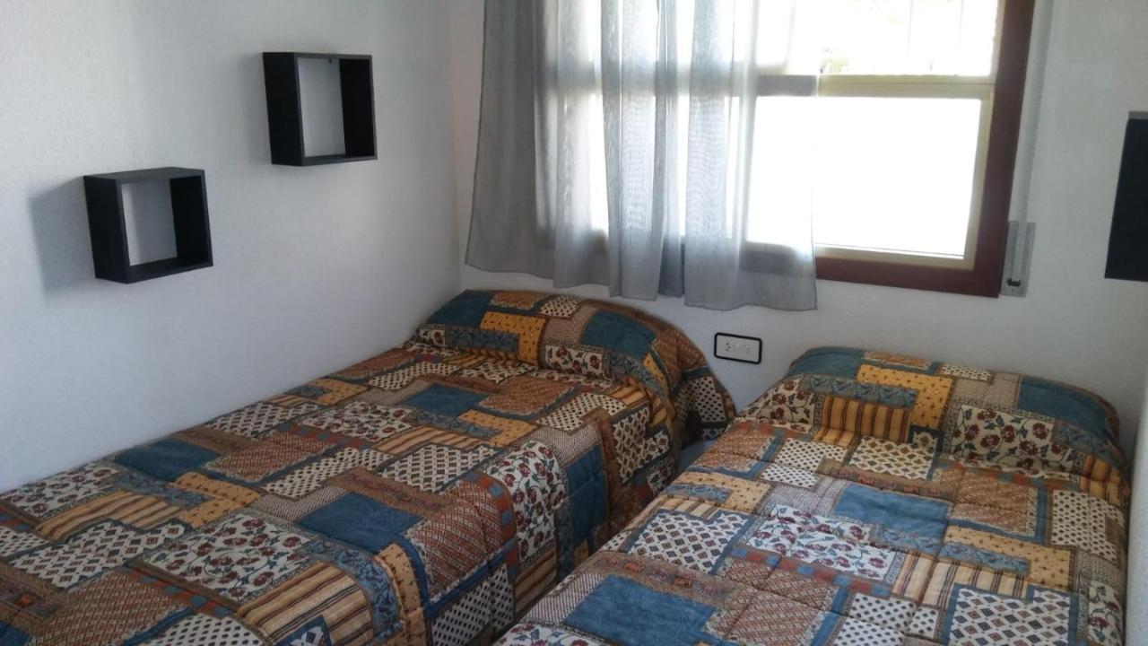 Cozzy Flat In A Quiet And Nice Area / Acogedor Apartamento En Zona Tranquila Y Agradable Камбрильс Экстерьер фото